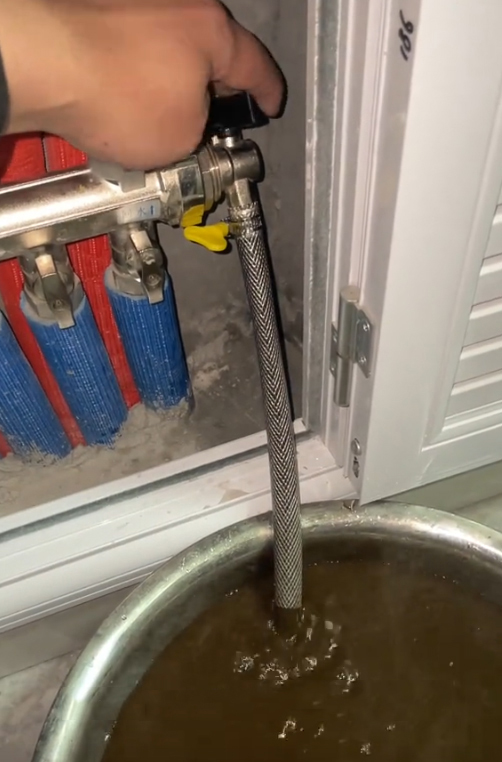 威能壁挂炉采暖管道水质